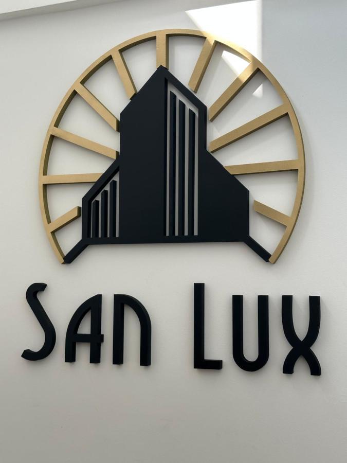 San Lux Dunavska 노비사드 외부 사진